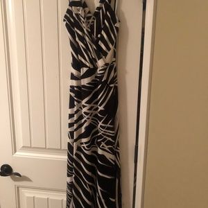 Snap black and white striped maxi size M